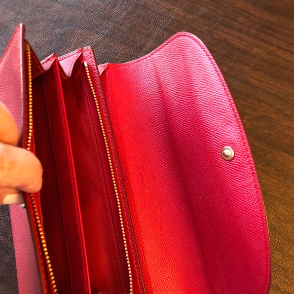 Coach Wallet - Picture 2 of 4